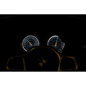 Акумулаторна кола BMW 6 GT с отварящи се врати 12V меки гуми - Черна