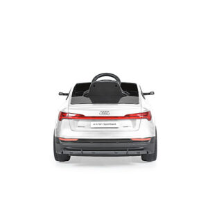 Акумулаторен джип Audi Sportback бял