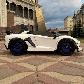 Акумулаторна двуместна кола Lamborghini Aventador SVJ 24V