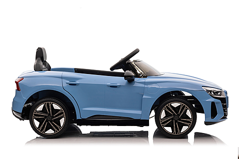 Акумулаторна кола Audi RS e-tron 6888 син