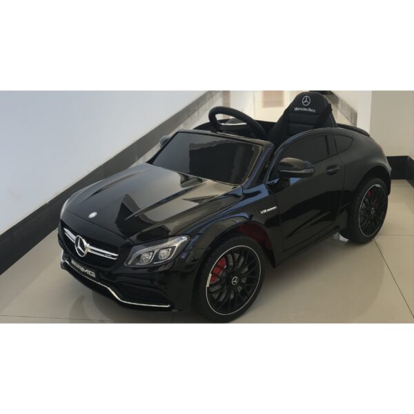 Акумулаторна кола Mercedes Benz C63 AMG Черна