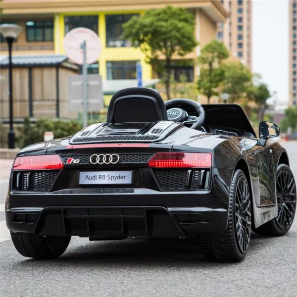 Акумулаторна кола Audi R8 Spyder Черен