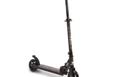 Черна тротинетка със силиконови гуми за деца