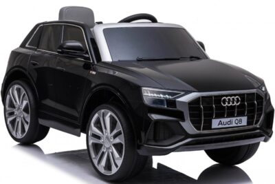 Акумулаторен джип за деца Audi Q8