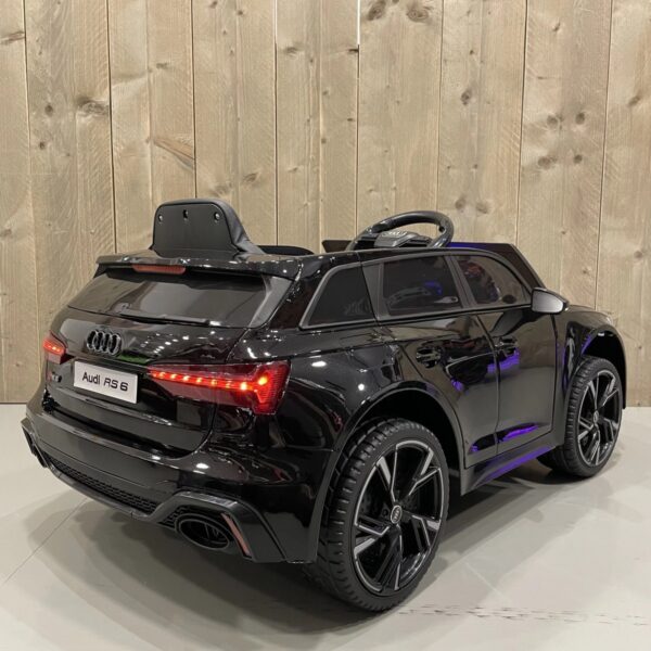 Акумулаторен джип Audi RS 6 4X4 12V